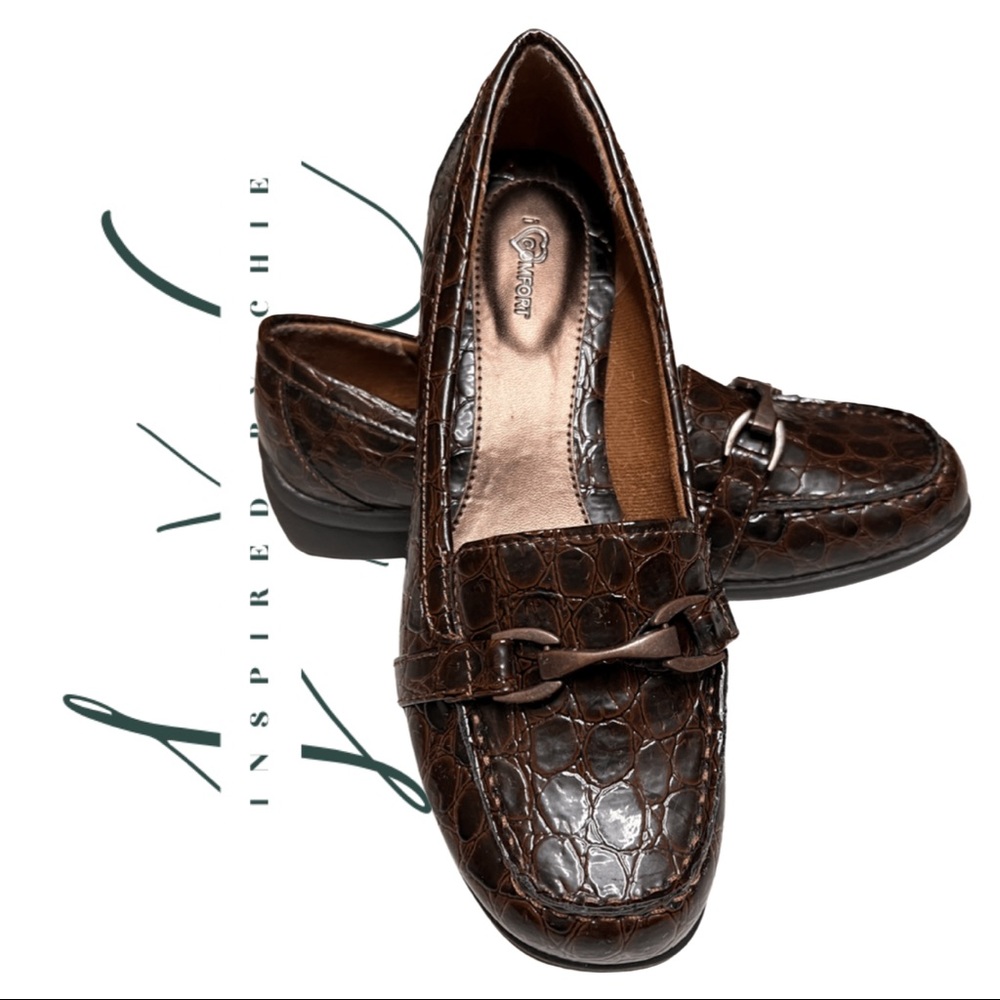 I ♥️ Comfort Dark Brown Patent Leather Croc Embossed Loafers with Buckles